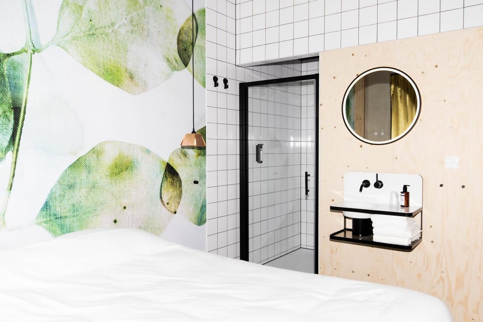 Bathroom, Photo of the whole room