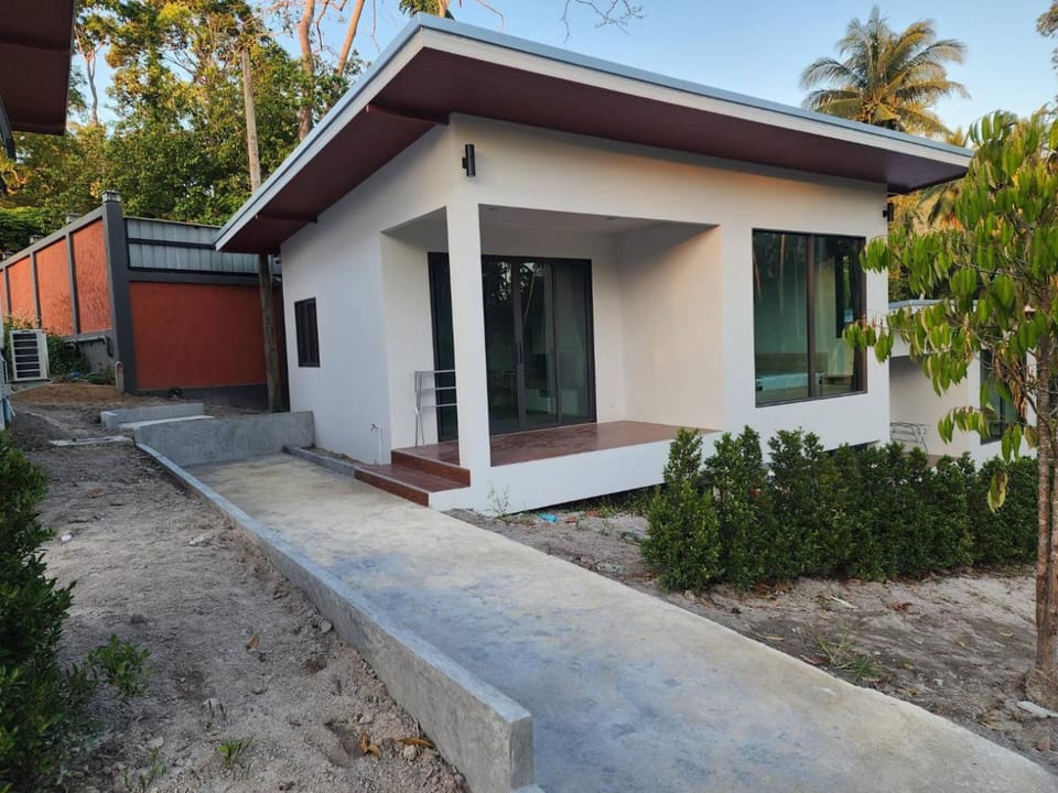 Na-Tub House House in Ban Tai