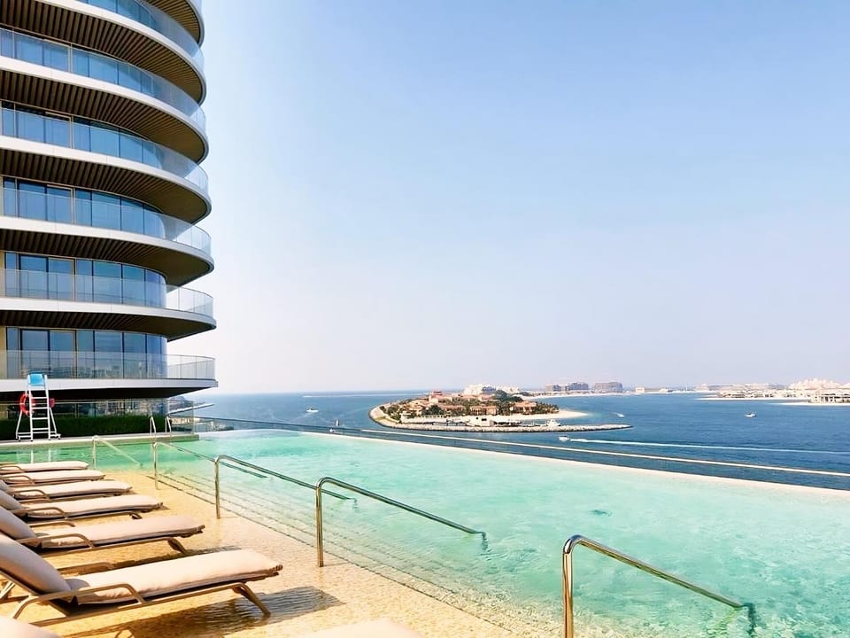Grand Bleu 1, Emaar Beachfront - Mint Stay Apartment in Dubai