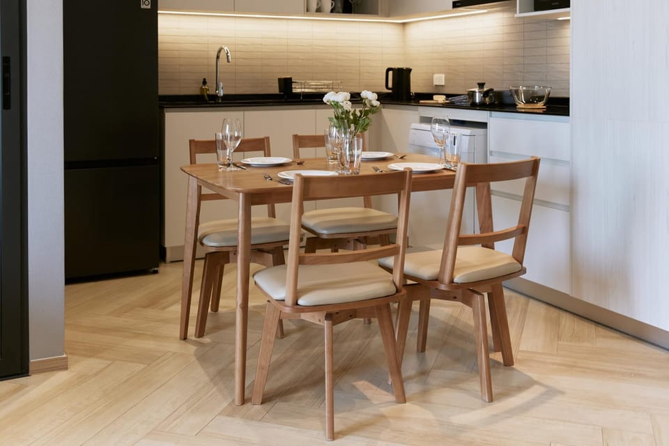 Kitchen or kitchenette, Living room, Dining area