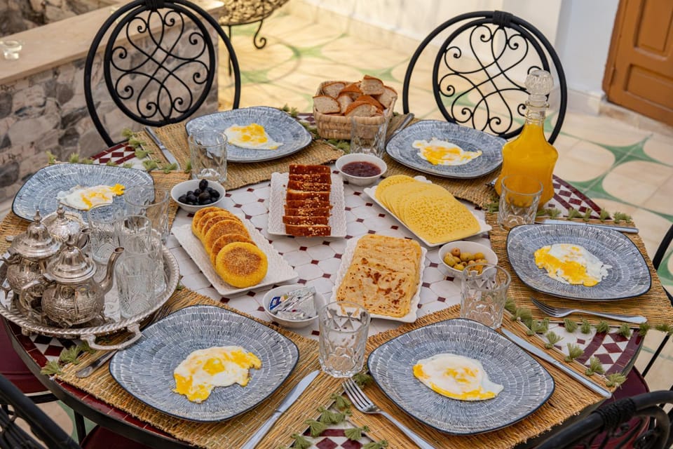 Food and drinks, Food, Breakfast, Continental breakfast, Drinks