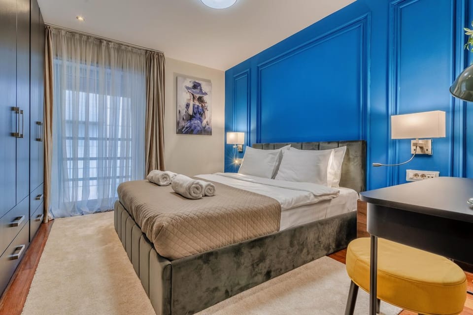 Luxury Residence - Free Parking - 24h Security - Herastrau park Apartment in Bucharest