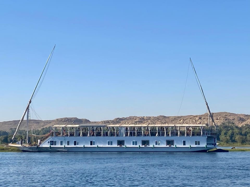 Miss Fatima Dahabiya-Nile Cruise 4 night sailing-Includes English speaking Guide and site seeing -All inclusive excluding alcoholic beverages Docked boat in Luxor