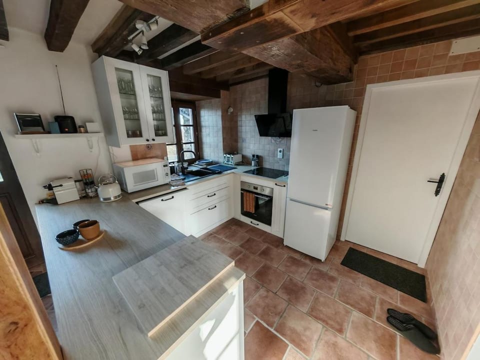 Kitchen or kitchenette, oven, stove, kitchen