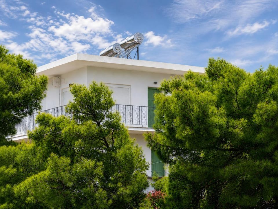Property building, Balcony/Terrace, Garden view