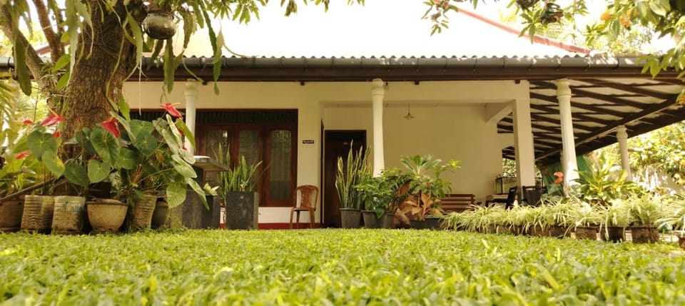 Diamond home stay Vacation rental in Southern Province