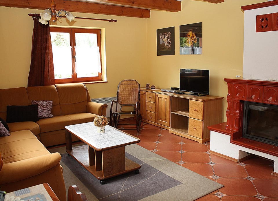 Communal lounge/ TV room, Living room