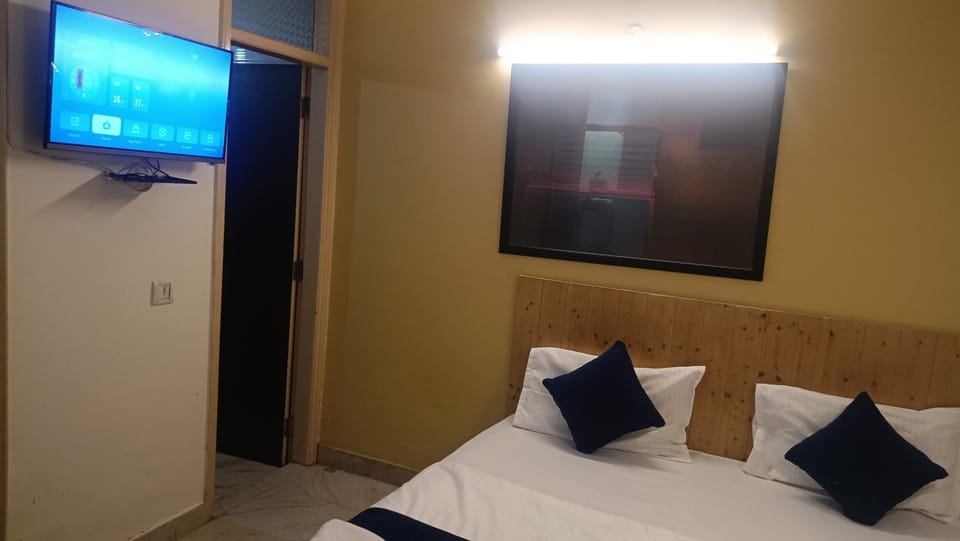 Hotel Bella Express Hotel in Delhi