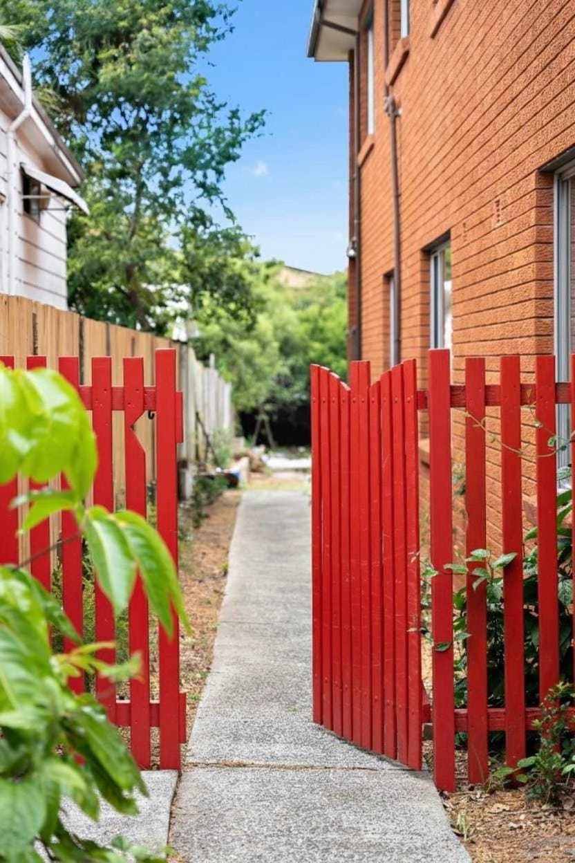 Retro 3BR House Near Manly Free Parking & Mall House in Sydney