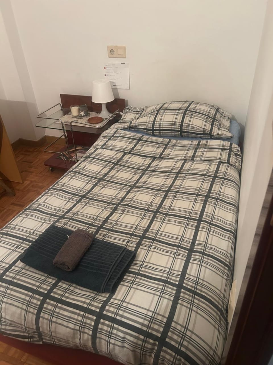 Habitación doble privada en figueres Apartment in Estación de Autobuses de Figueres