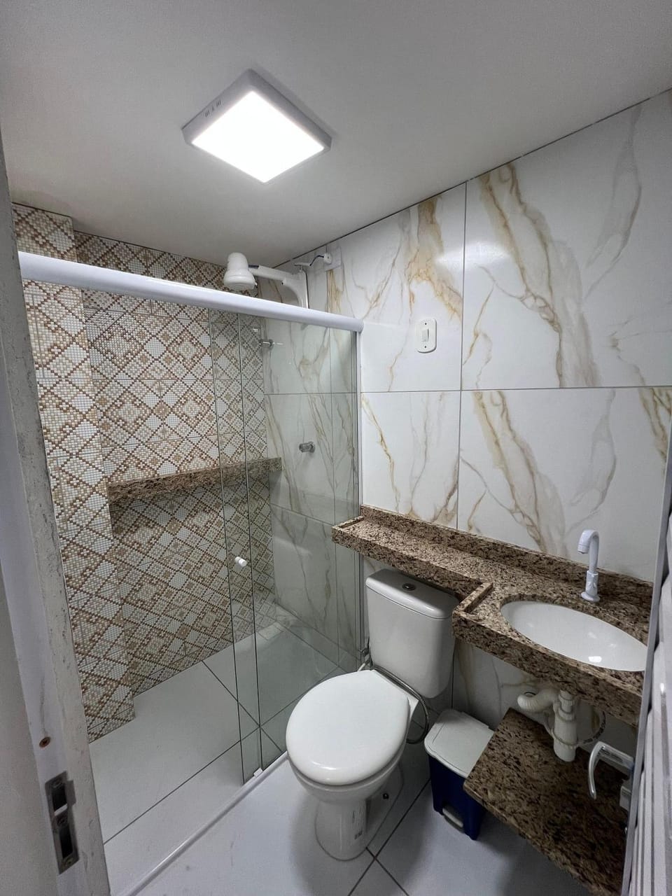 Shower, Toilet, Bathroom, bidet