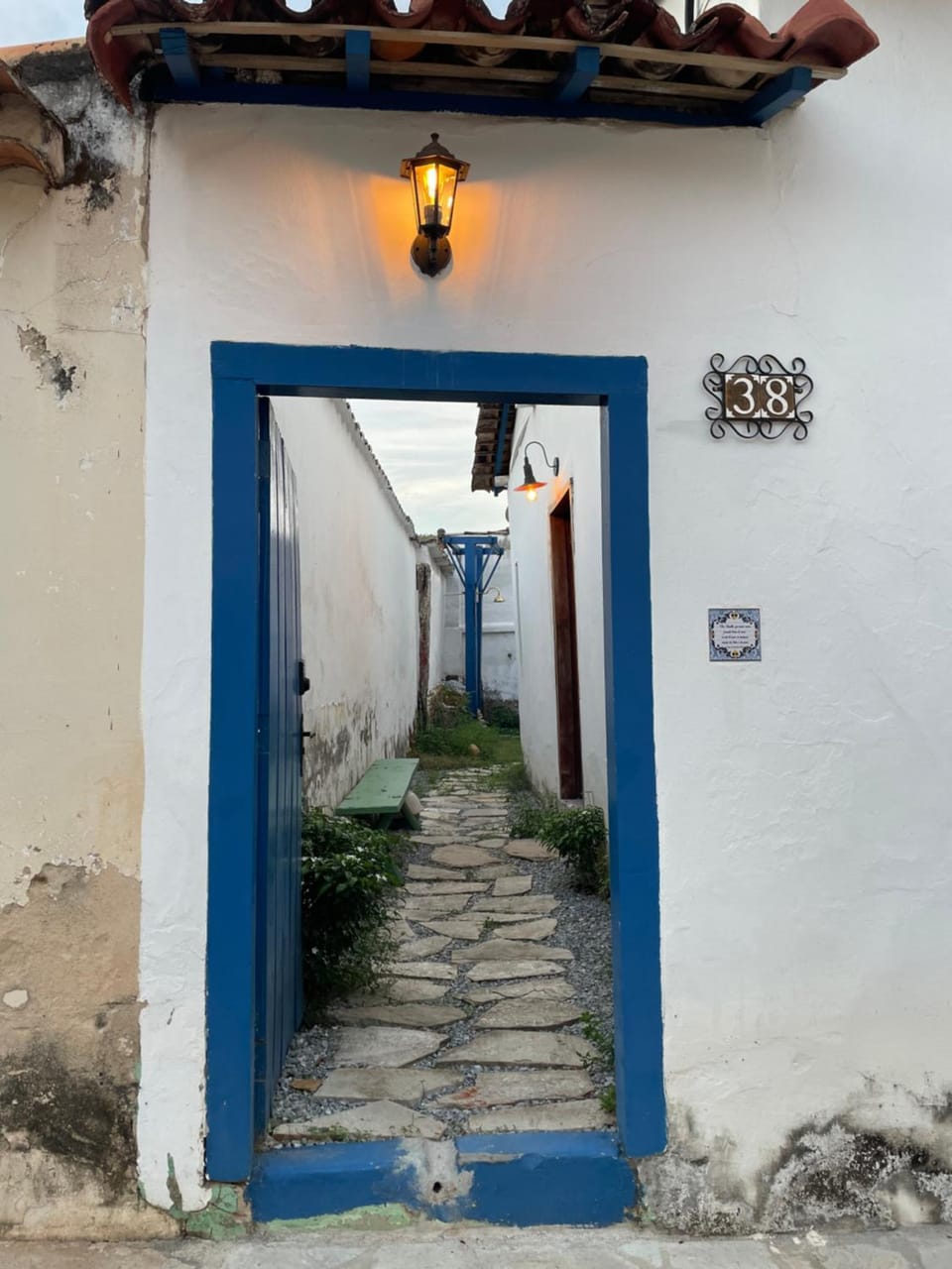 Facade/entrance