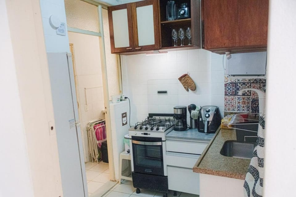 Come2Rio Side View of the Beach only 3 min WiFi750mb Apartment in Rio de Janeiro