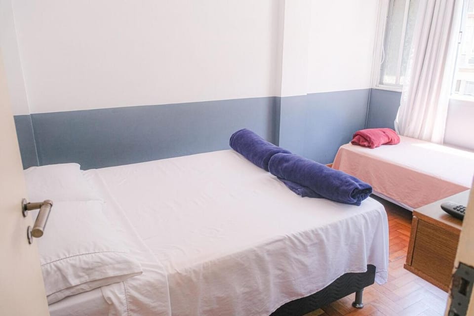 Come2Rio Side View of the Beach only 3 min WiFi750mb Apartment in Rio de Janeiro