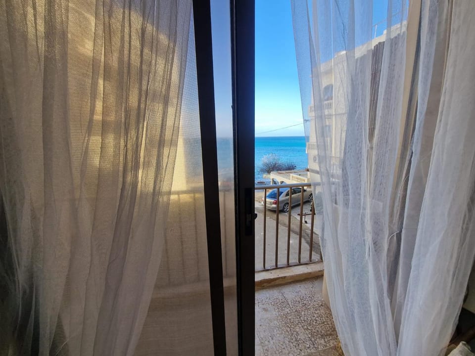 Beachfront bliss House in Malta