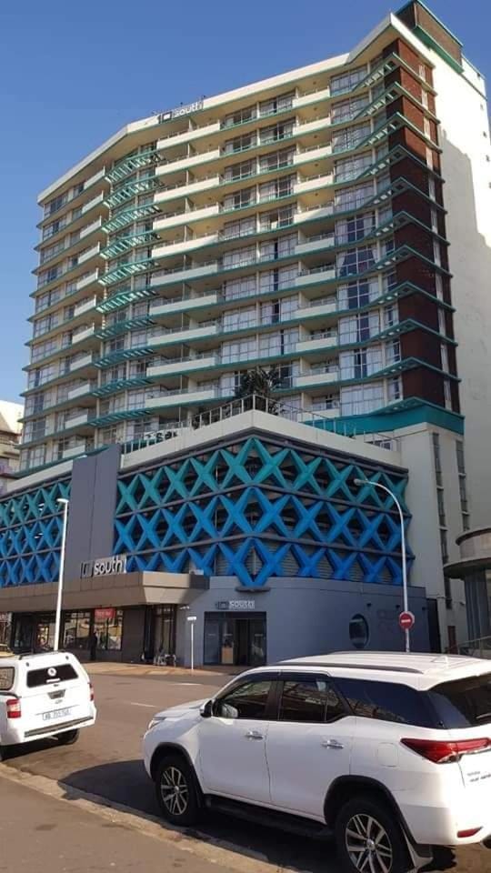 10 South Apartment Unit 706 Apartment in Durban