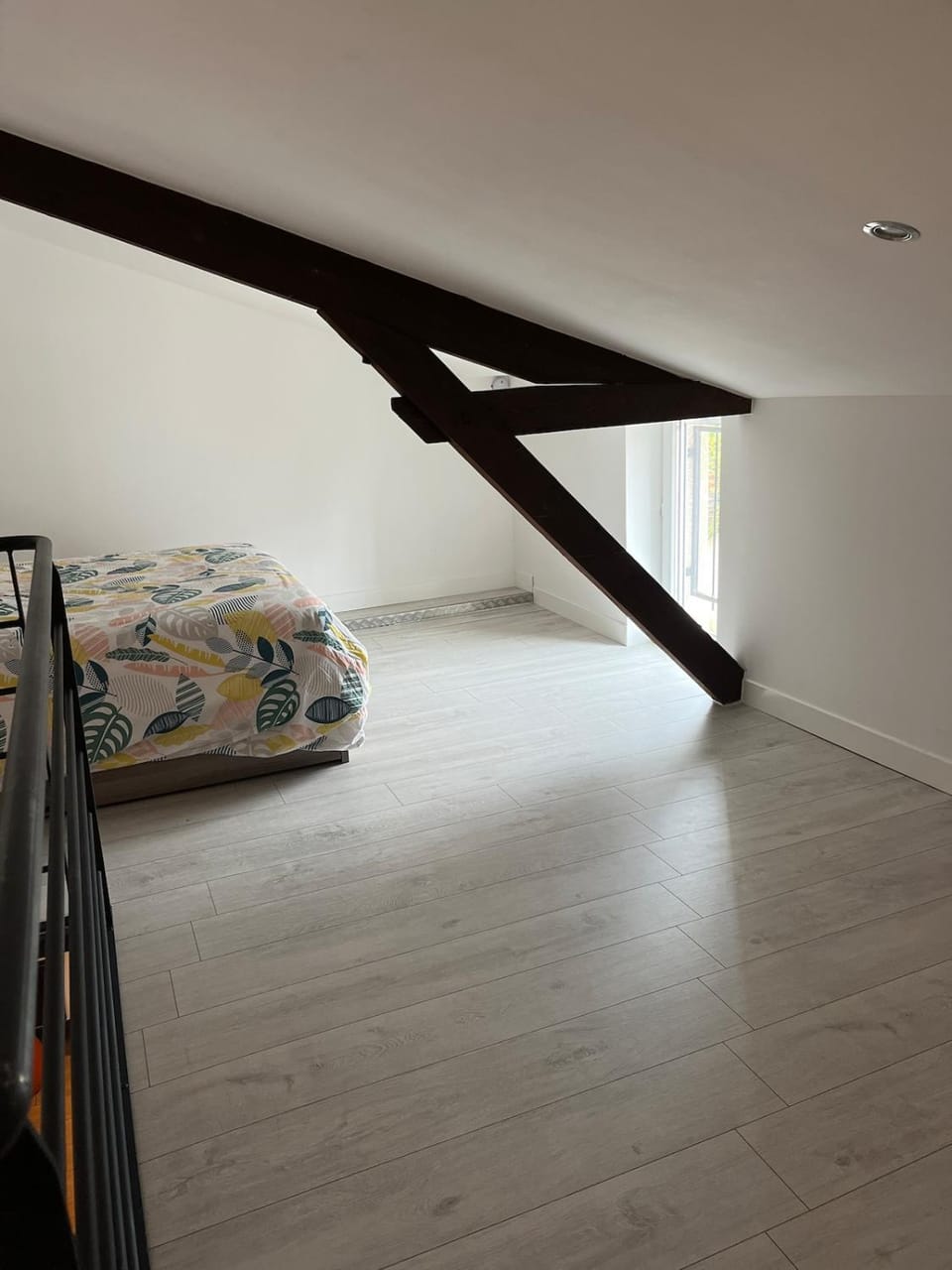 Maison f2 avec cour privative Apartment in Bourgogne-Franche-Comté