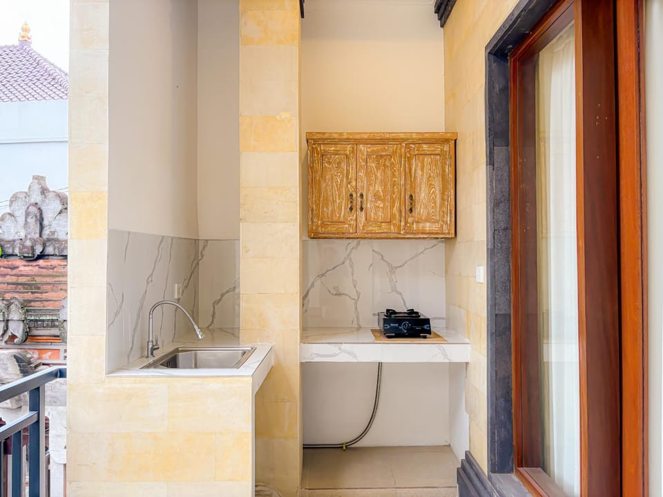 Artha Guest House By Samadhi Bali Bed and Breakfast in Sukawati