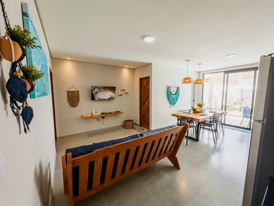 TV and multimedia, Living room, Dining area