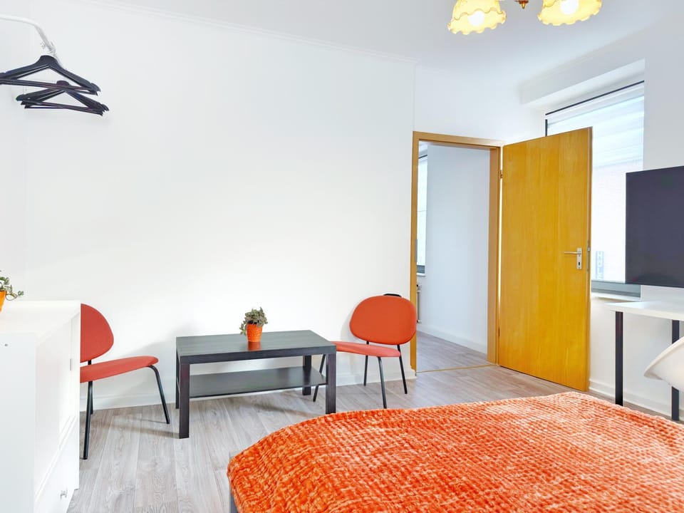 Photo of the whole room, Decorative detail, Bedroom