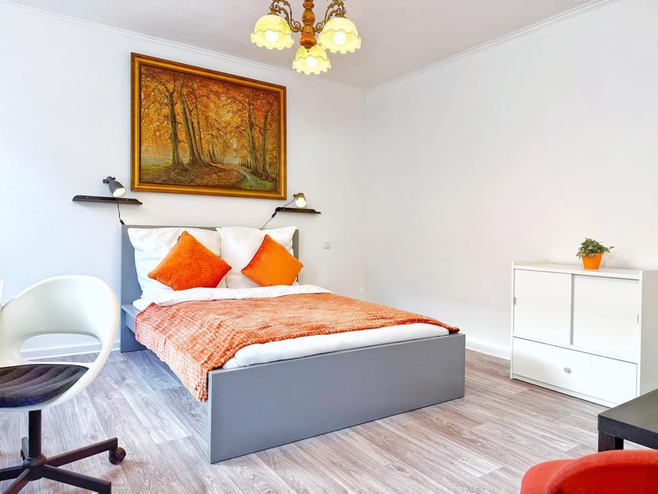 Bed, Photo of the whole room, Bedroom