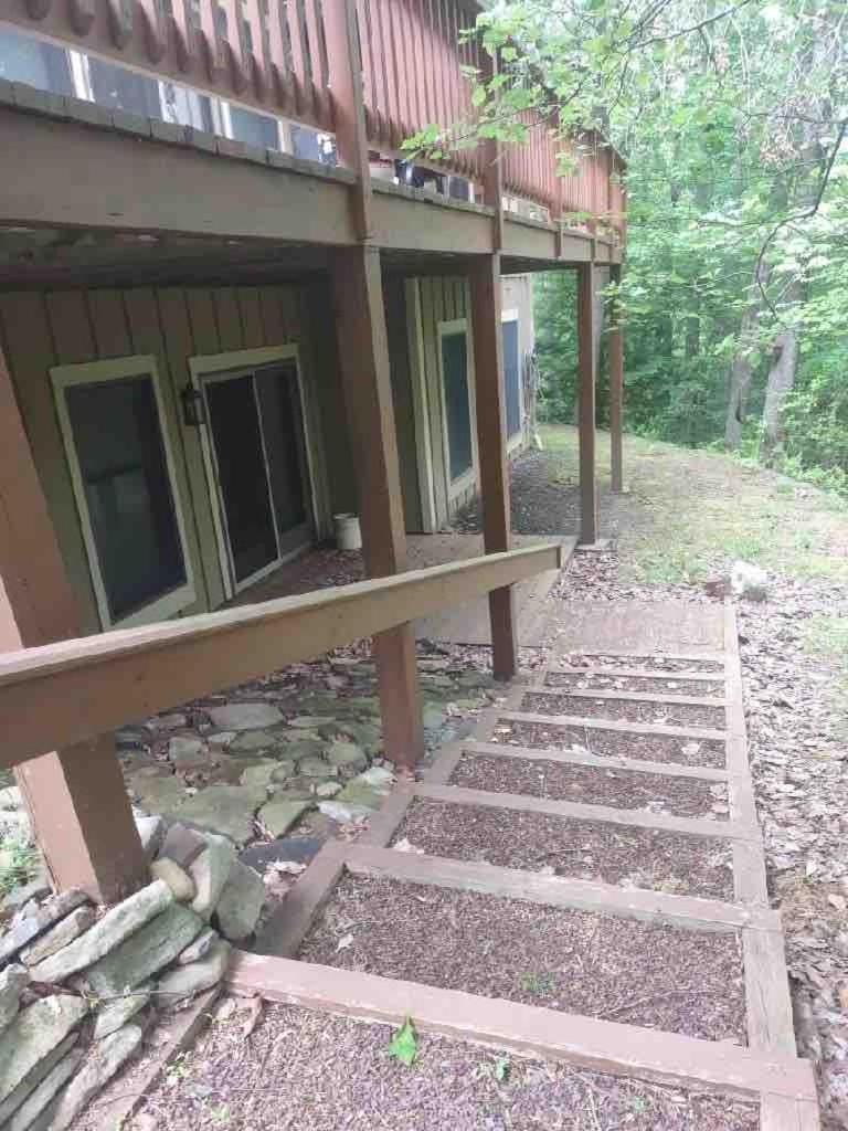 Cozy 4bd 4bath Grand Cabin Retreat in Camelback Cabin in Pocono Mountains