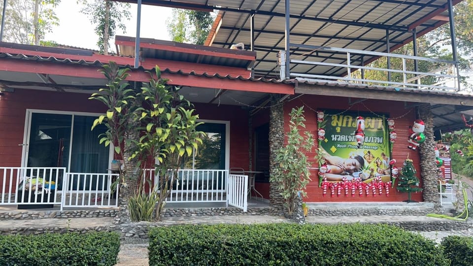 Property building, Day