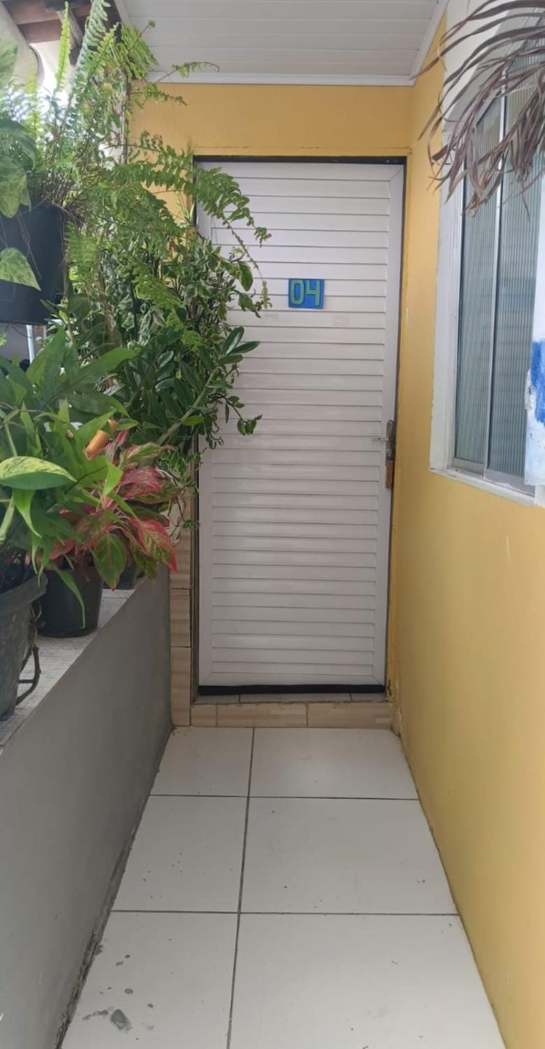Casa da Isy Hospedagem Quarto Triplo em São Gonçalo do Amarante com Ar e Banheiro Privativo Bed and Breakfast in Natal
