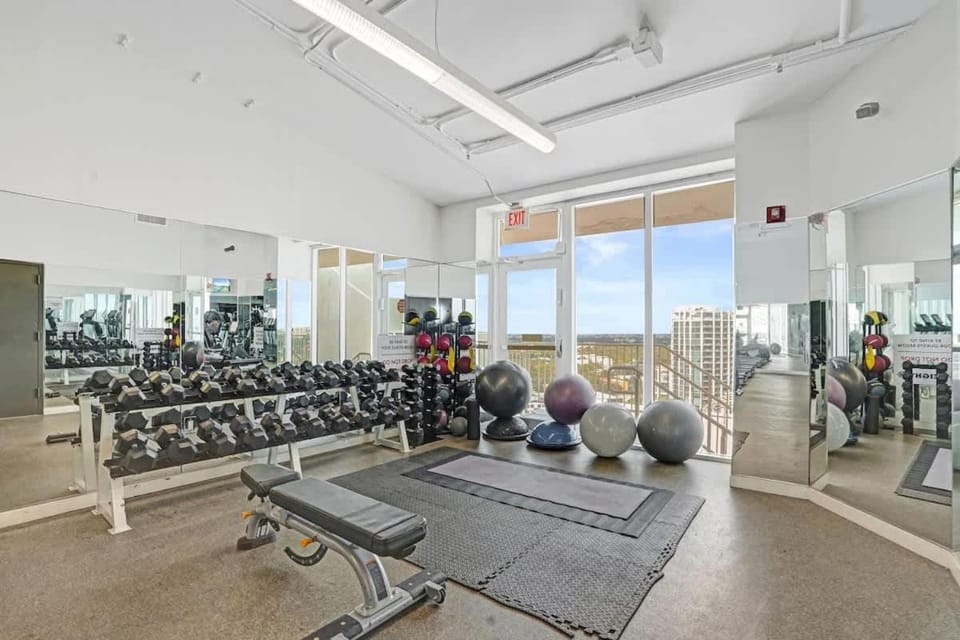 Bay View Retreat at Arya Hotel Coconut Grove Apartment in Coconut Grove