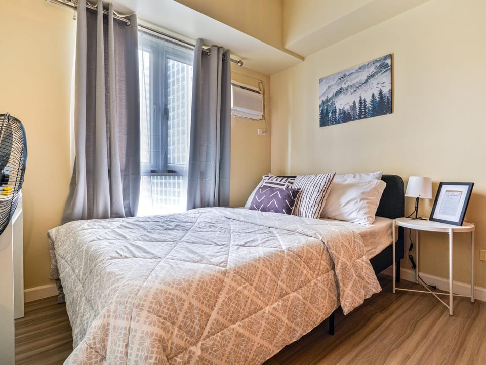 Open Glow Studio - Avida Riala Tower 5 Apartment in Lapu-Lapu City