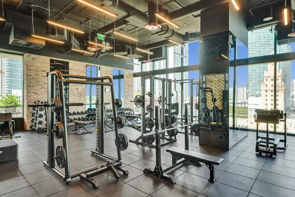 Luxury Miami Studio with Balcony Apartment in Miami