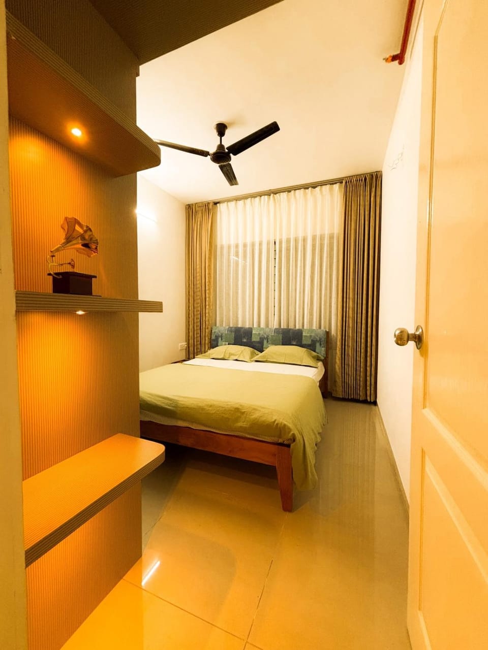 Luxury Flat Escape Spacious, Stylish and Affordable Apartment in Bengaluru