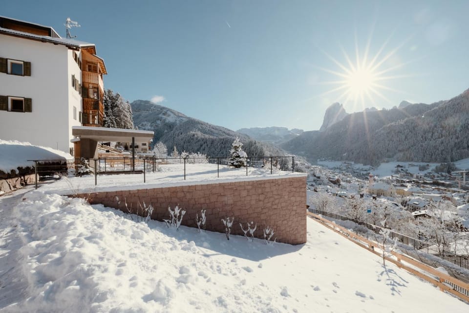View (from property/room), City view, Mountain view