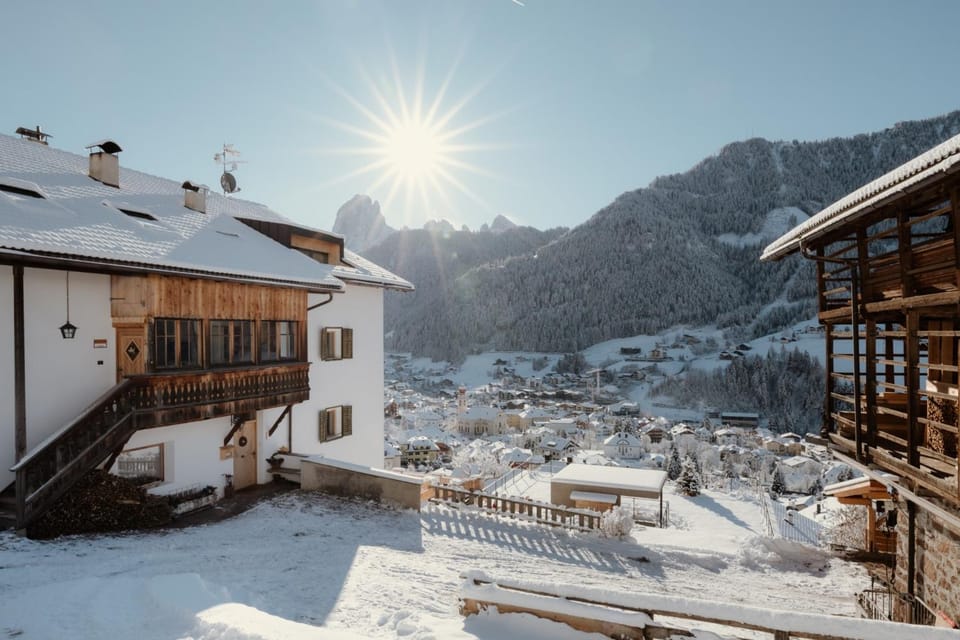 Property building, Natural landscape, Mountain view