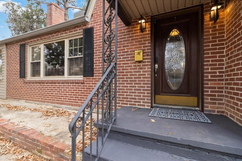 Home Park 5BR Retreat Walk to Atlantic Station House in Atlanta