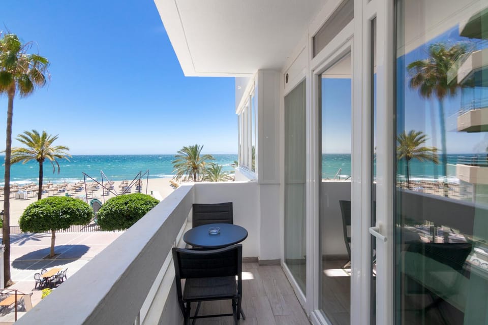 Marbella Beach and Sea View Apartment in Marbella