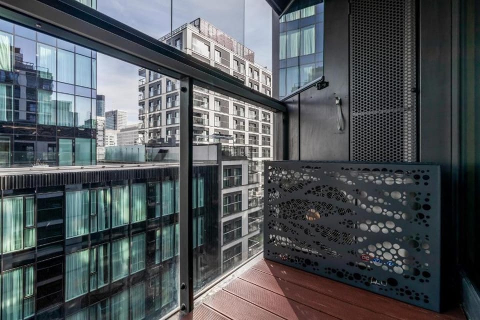 Property building, Day, View (from property/room), Balcony/Terrace, City view