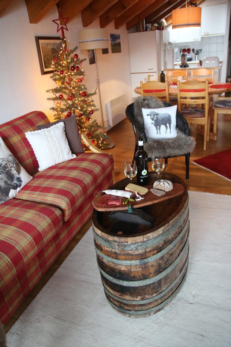 Living room, Seating area