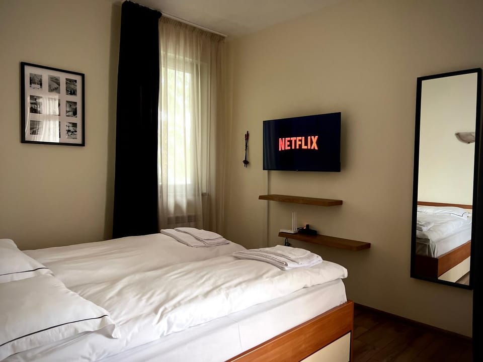 Communal lounge/ TV room, Bedroom