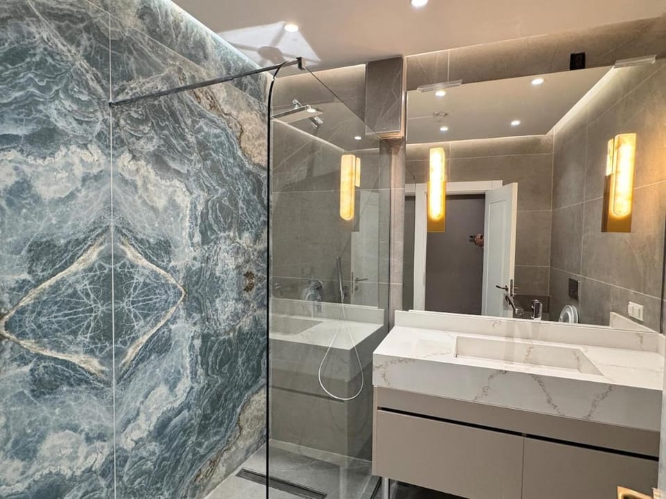 Brand New Premium Center 7star 4bedroom Apartment in Ankara