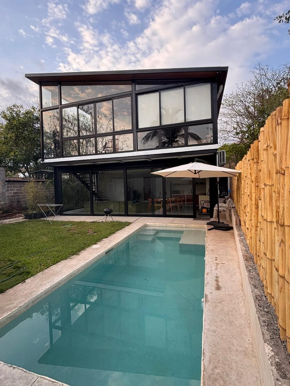 Property building, Swimming pool