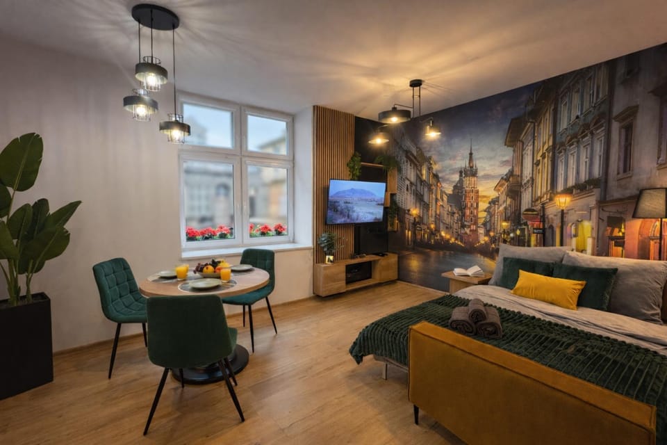 Bed, TV and multimedia, Living room, Photo of the whole room, Seating area
