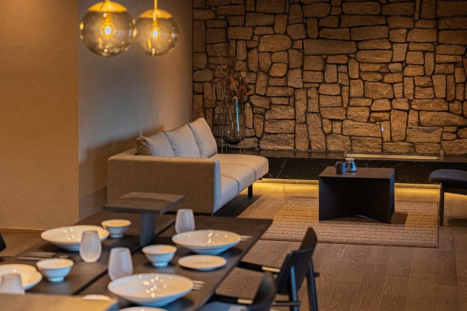 Living room, Diving