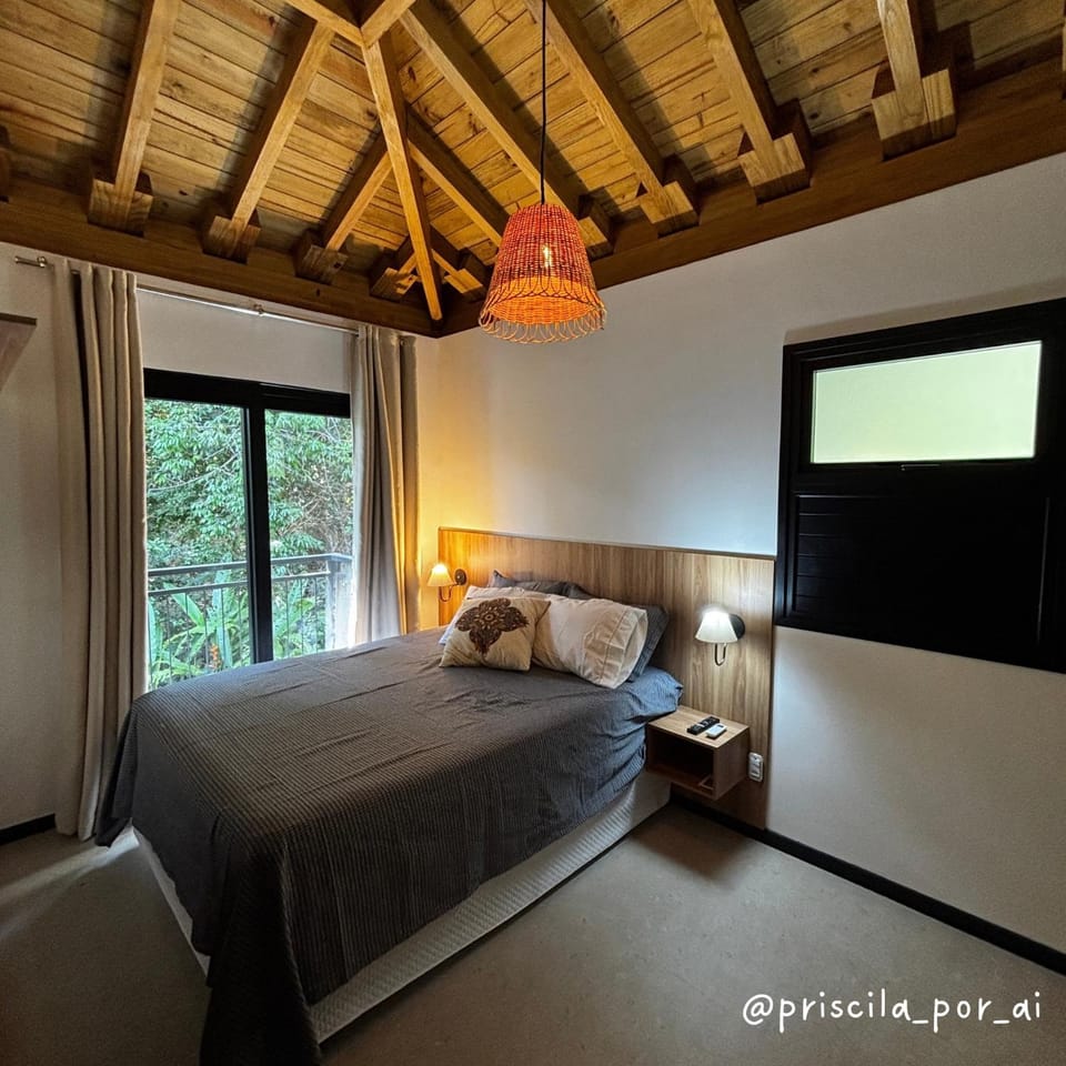 Linda e luxuosa Vila - Condomínio Praia do Castelo Villa in Imbassaí
