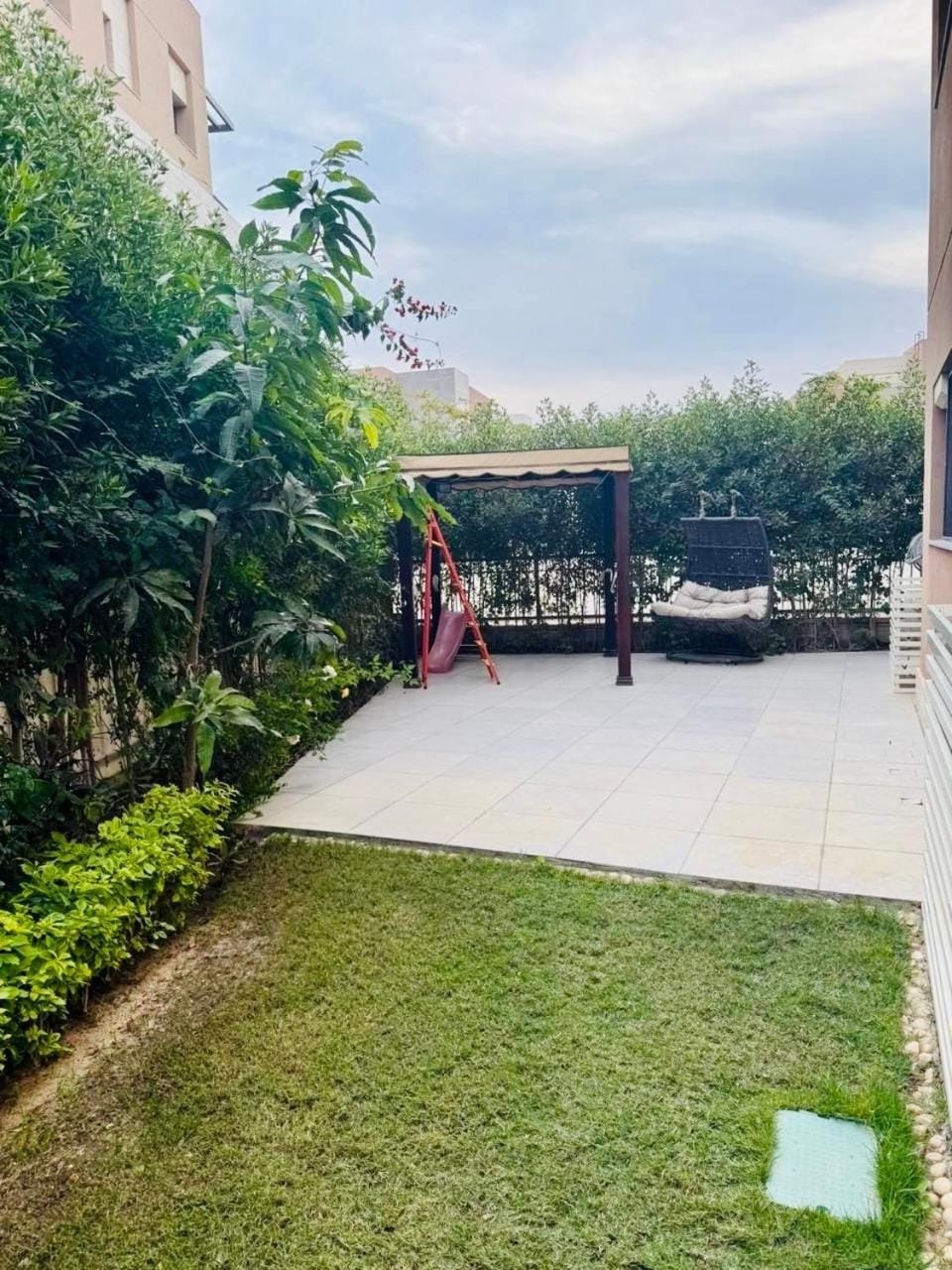 New Cairo 2 bedrooms and Garden District 5 Apartment in New Cairo City