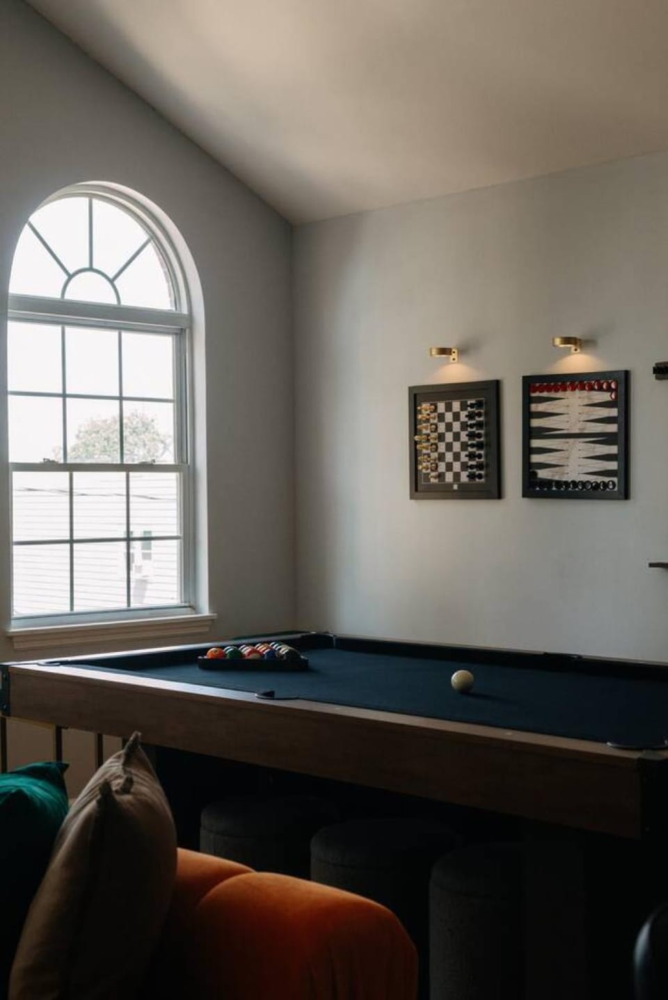 Billiard, Game Room