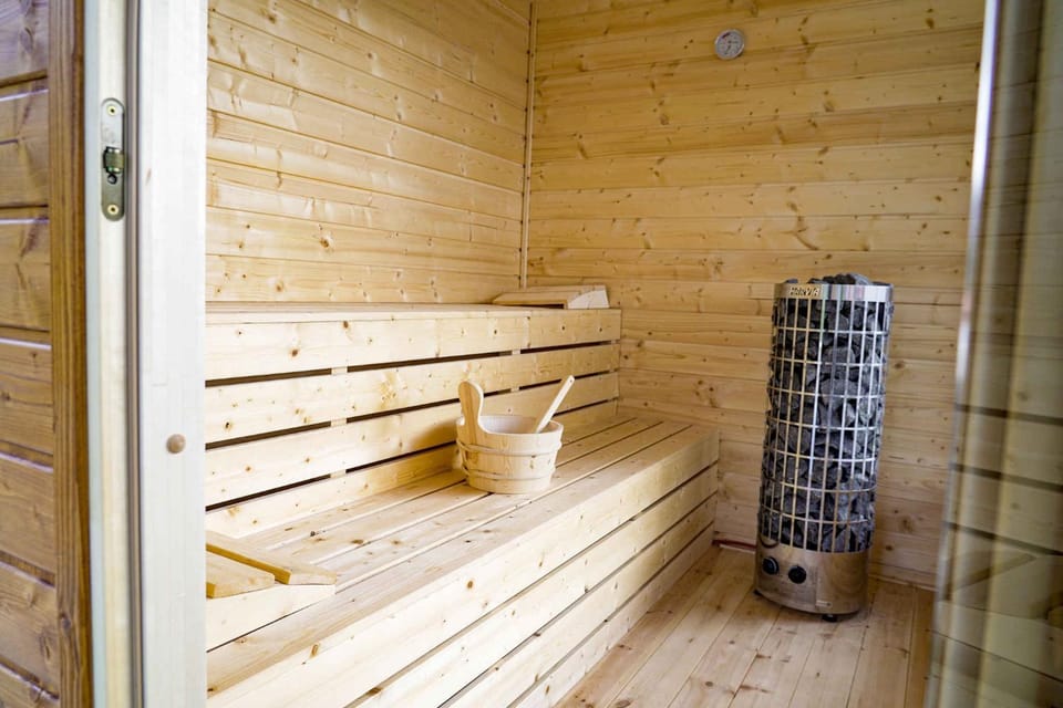 Summer, Sauna