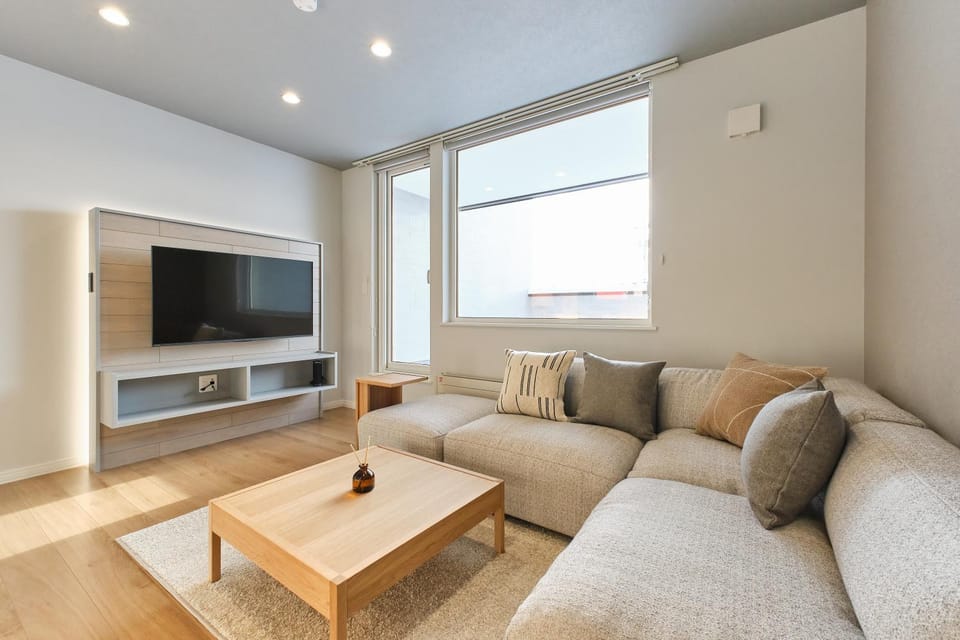 TV and multimedia, Seating area