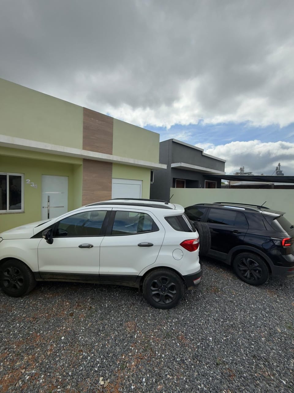 Facade/entrance, Parking