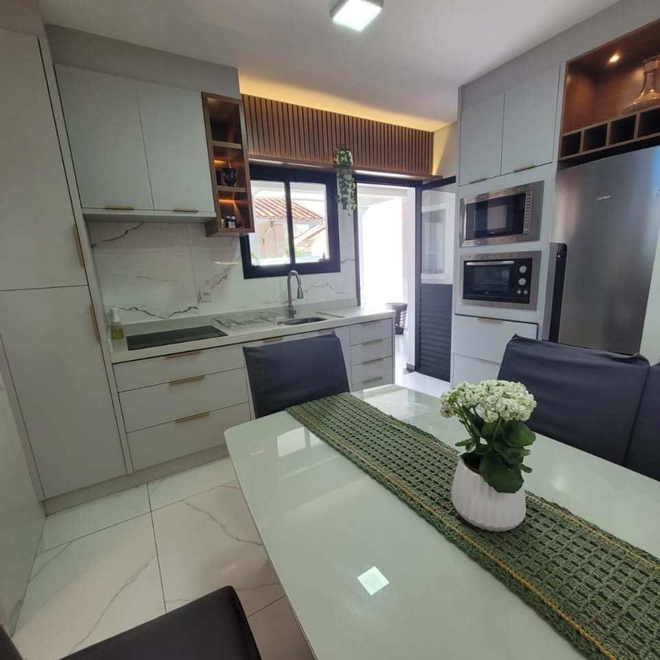 Casa para 10 pessoas com piscina House in Florianopolis